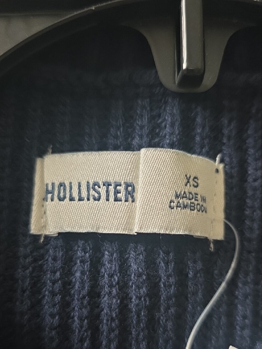 Hollister Men's Crewneck Ribbed Sweater In Navy Blue, XS, NWT. - Picture 6 of 11